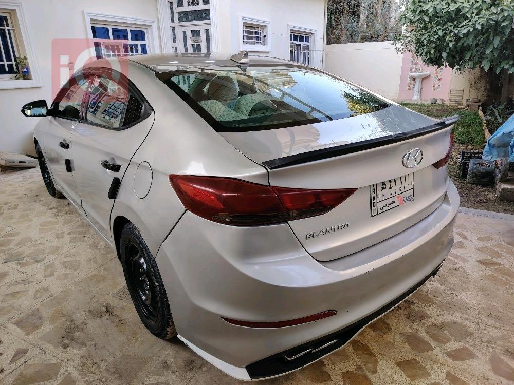 هيونداي النترا